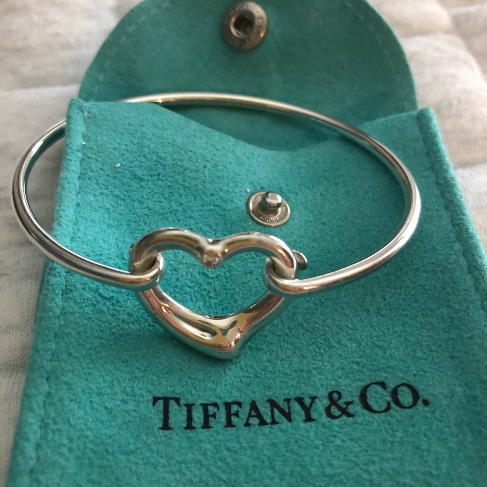Tiffany & Co. heart bracelet with diamond